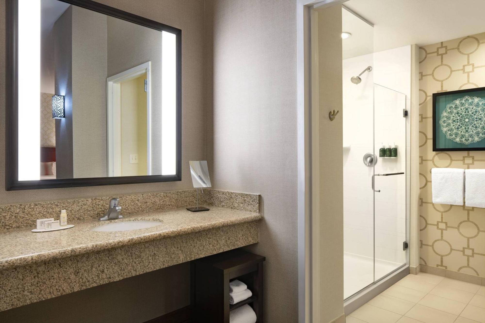 Готель Courtyard By Marriott Santa Barbara Goleta Екстер'єр фото